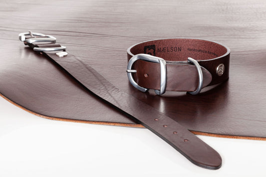 Zgarda maro inchis de piele pentru caini, EcoSkin Coll'R 45/35 Mokka/metal, lungime 33-39/latime 3.5 cm