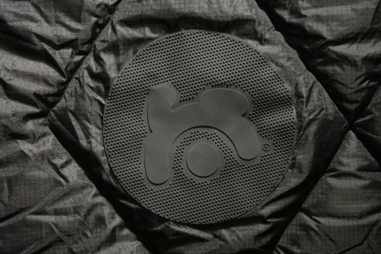 Patura de calatorie negru cu bej pentru caini si pisici, Cosy Roll 100 black/beige, 100 x 65 cm