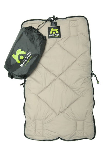 Patura de calatorie negru cu bej pentru caini si pisici, Cosy Roll 80 black/beige, 80 x 45 cm